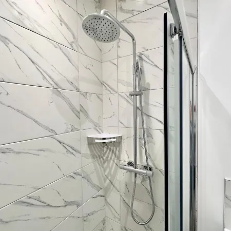 Portland Apartment *